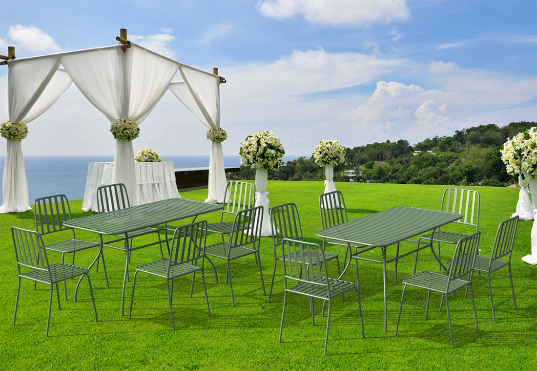 Wedding Decor Table and Chairs