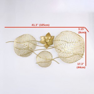 Metal Wall Art Decoration Luxury Golden with Cut-out Discs