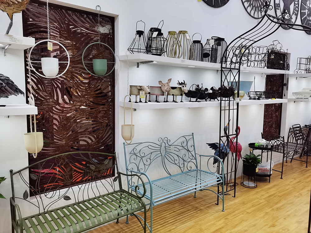 Garden Decor Animal Statues