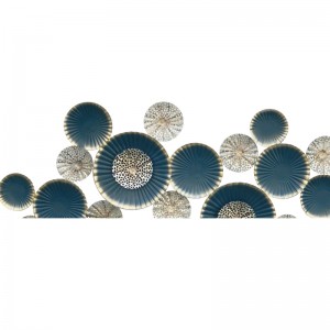 Metal Wall Art Decor Retro Wall Sculpture Hanging for Bedroom Home Wall Decor Ideal Gift